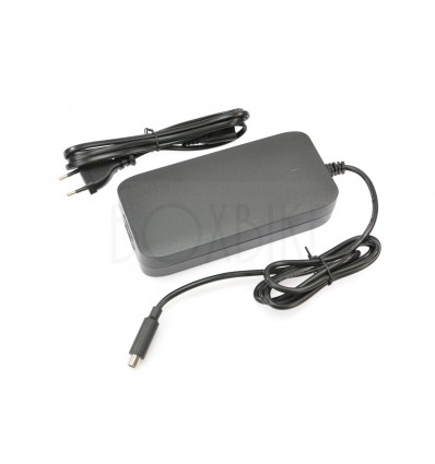 48V / 54,6V hurtiglader Xiaomi / Engwe batteri - DC 8mm - 3A 100%